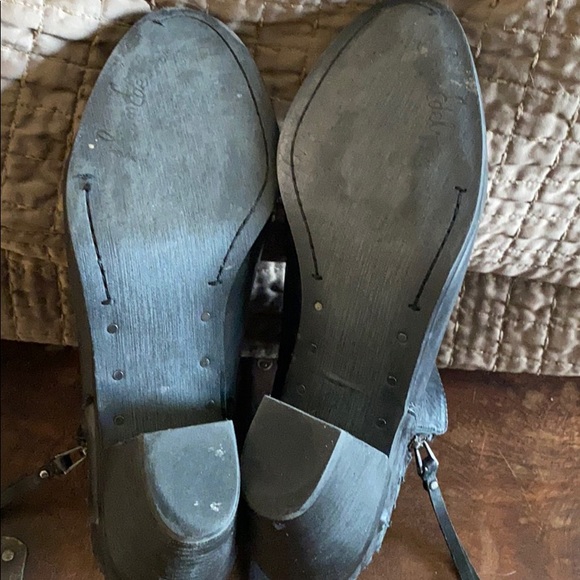 Sam Edelman black booties. - Picture 6 of 6